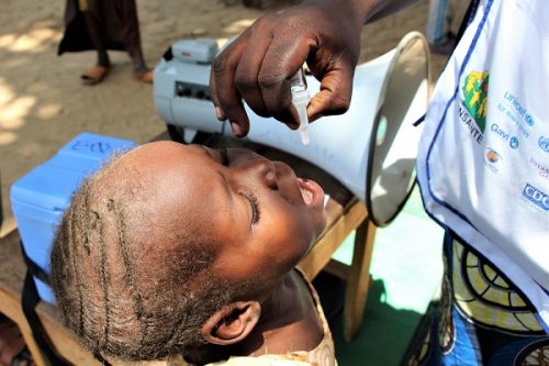 Poliomyélite : pourquoi il faut continuer la vaccination