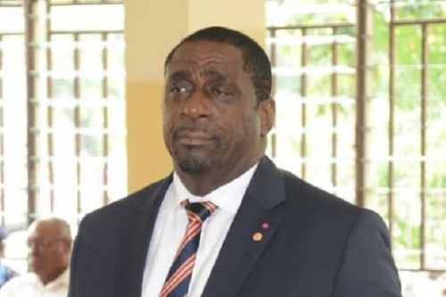 Roger Mbassa Ndine : un économiste pour dompter Douala