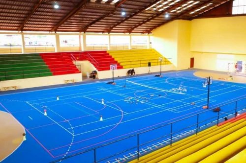 Yaoundé : le gymnase de Mfandena ouvre 10 ans après le début des travaux